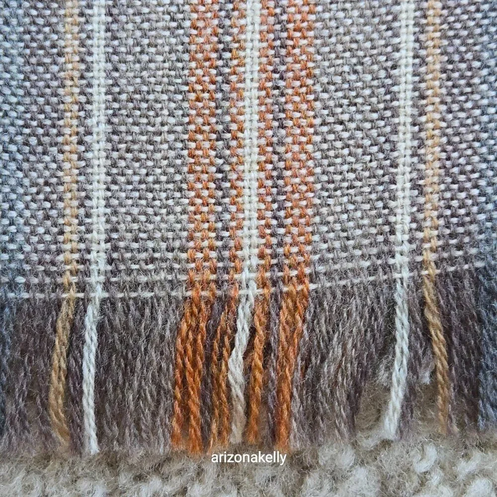 NWOT Johnstons Extra Fine Merino Wool Plaid Scarf Scotland